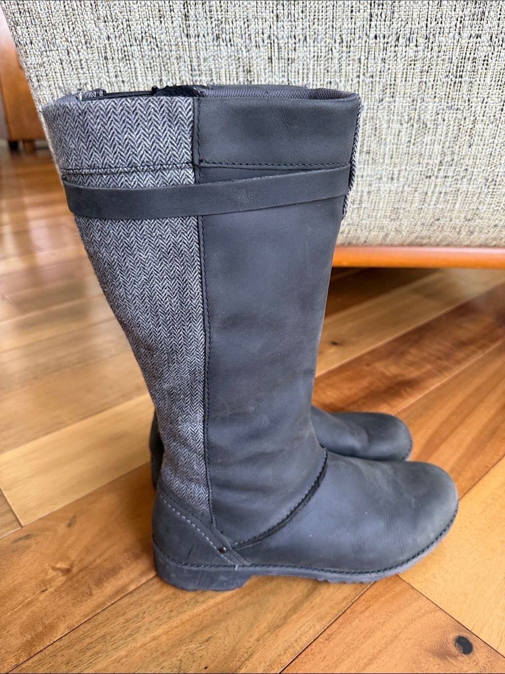 Eddie Bauer Trace Boots - Picture 5 of 9